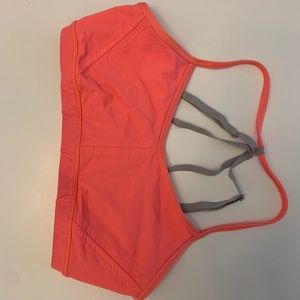 Lululemon bra, orange, smoke/pet free home